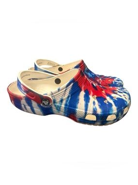 CROCS DISNEY PARKS  Tie-Dye Clog in Red, White & Blue